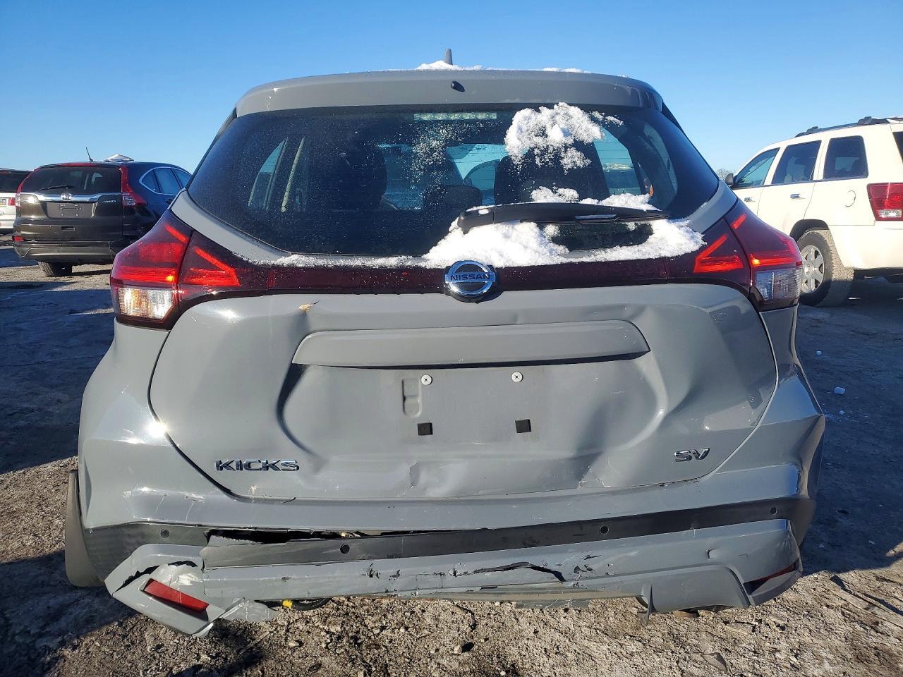 2021 NISSAN KICKS — Фото 6 из 12