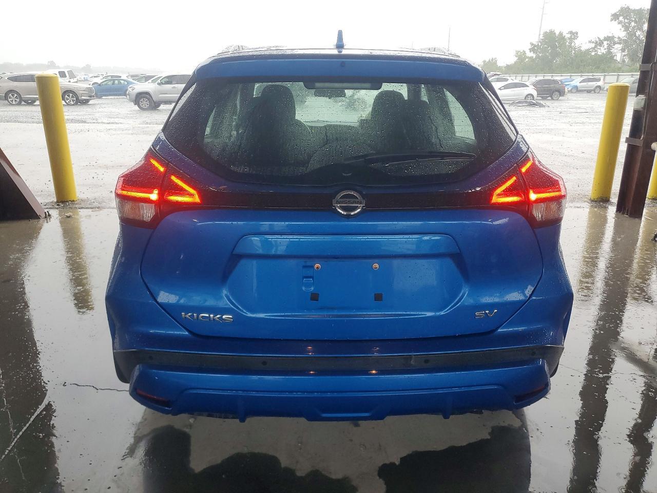 2021 NISSAN KICKS SV — Фото 6 из 12