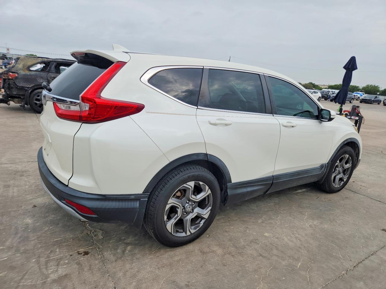 2HKRW1H54HH519269 2017 HONDA CR-V photo no. 6