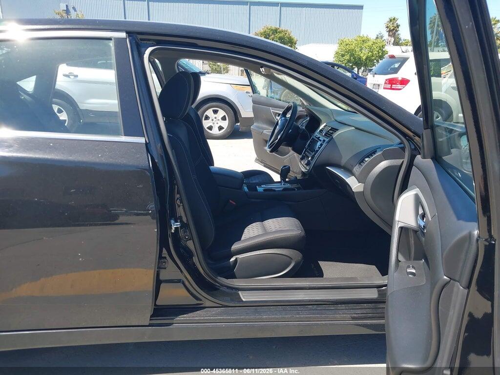 1N4AL3AP1JC211819 2018 NISSAN ALTIMA photo no. 5
