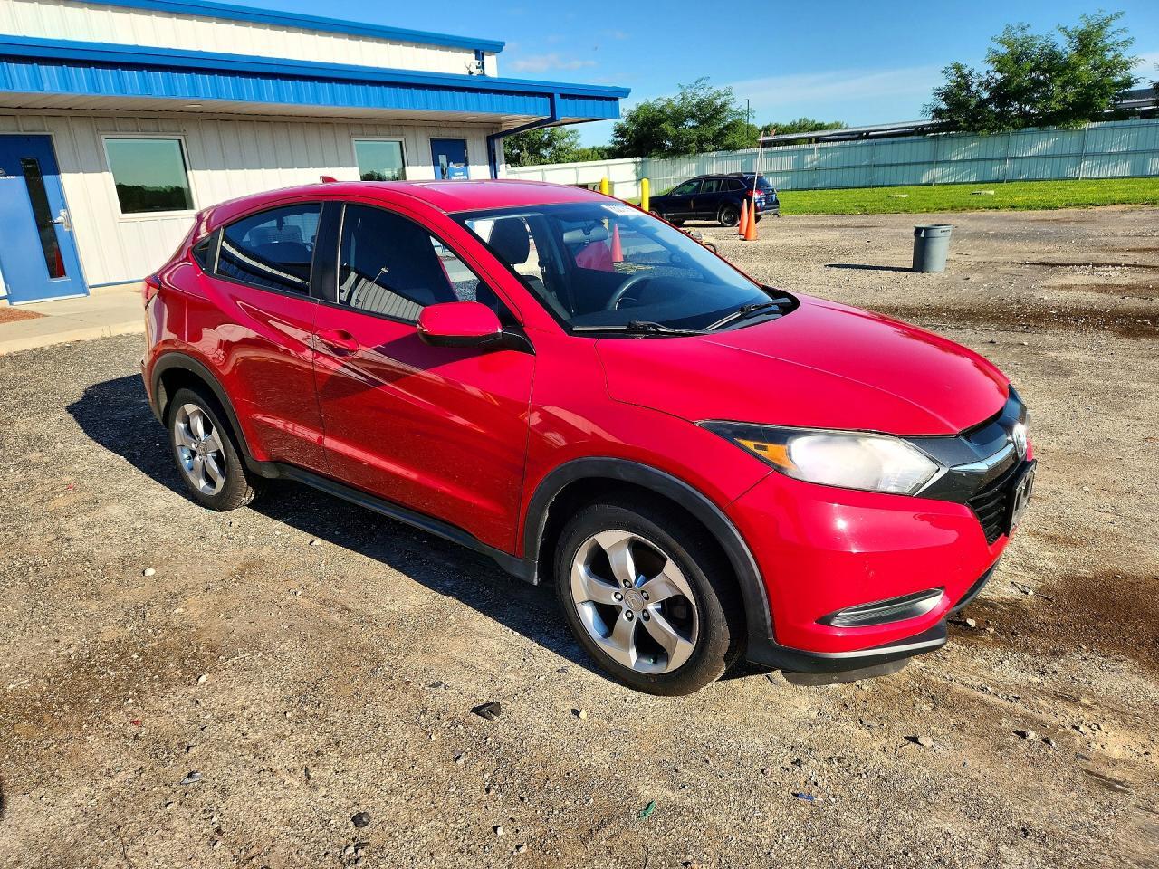 2017 HONDA HR-V LX — Фото 4 из 13