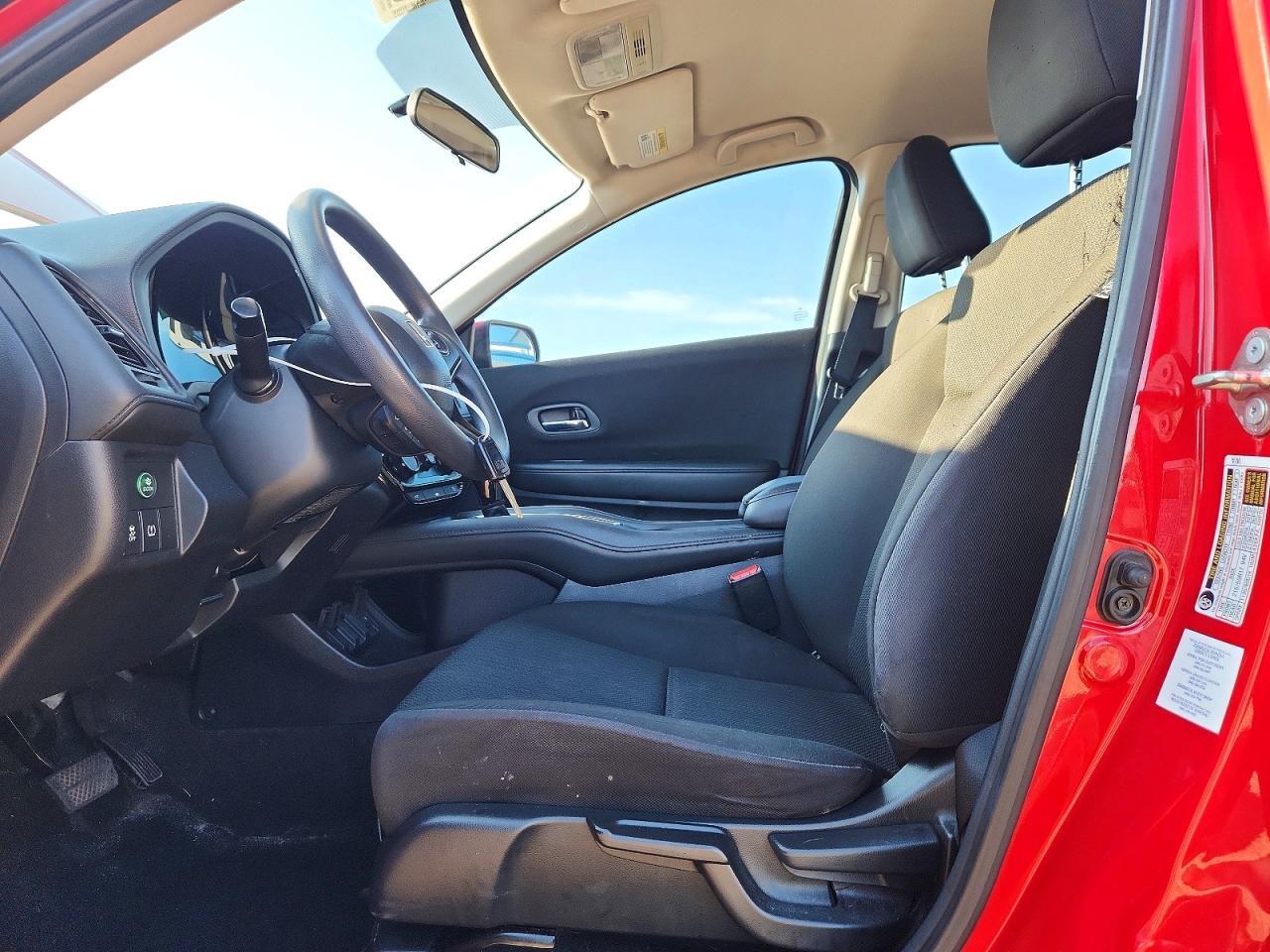 2017 HONDA HR-V LX — Фото 7 из 13