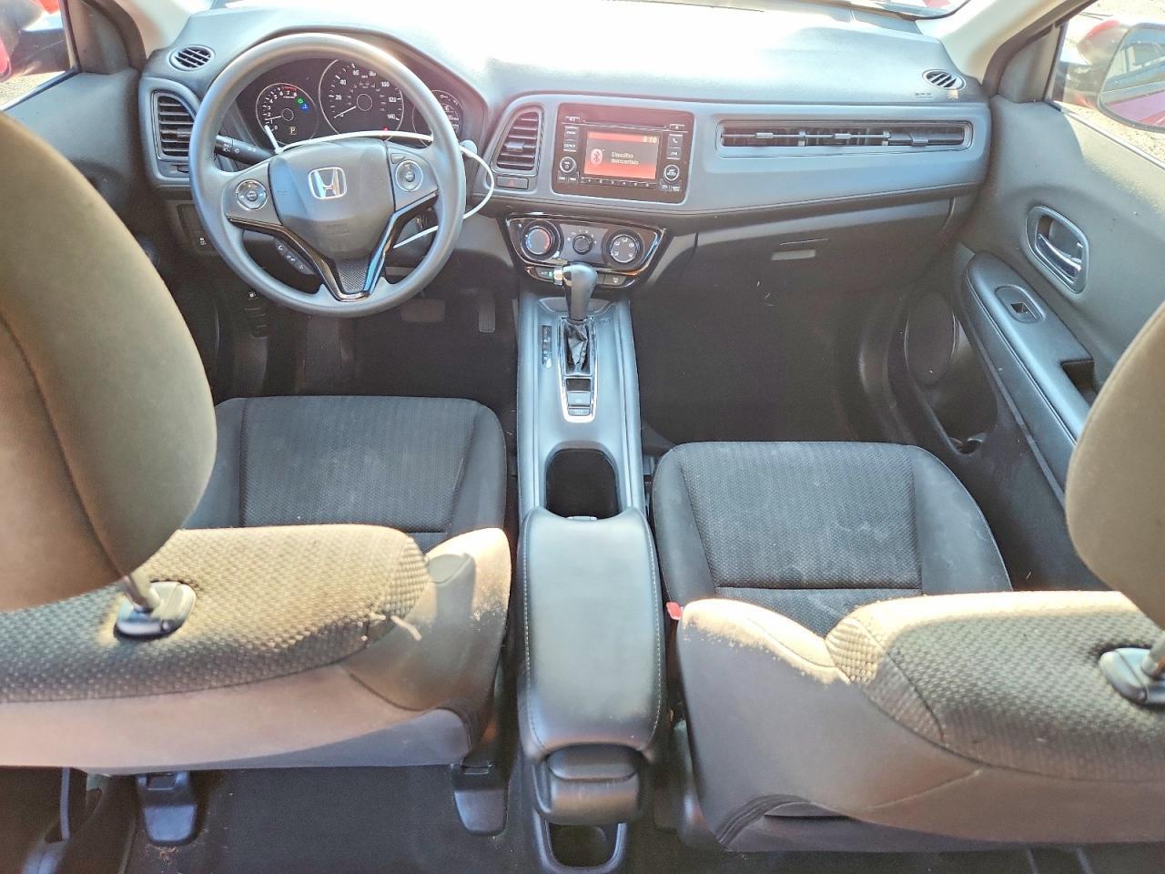 2017 HONDA HR-V LX — Фото 8 из 13