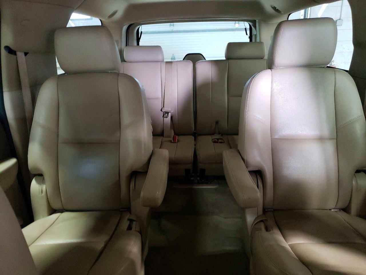 2014 CHEVROLET SUBURBAN K1500 LTZ — Фото 10 из 14