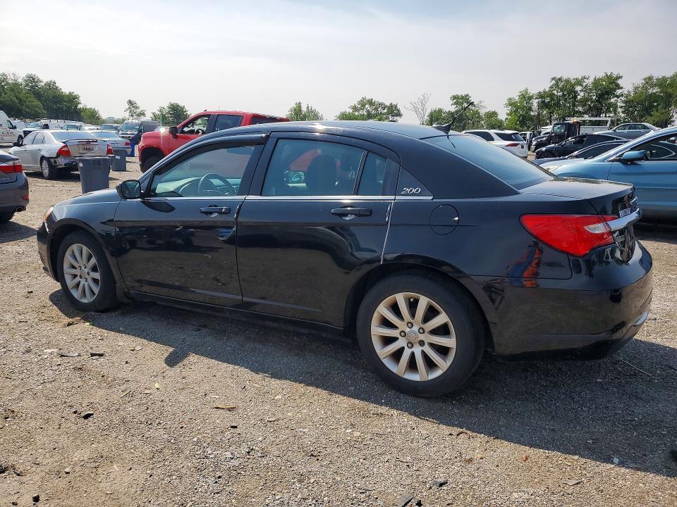 2014 CHRYSLER 200 TOURING — Фото 2 из 12
