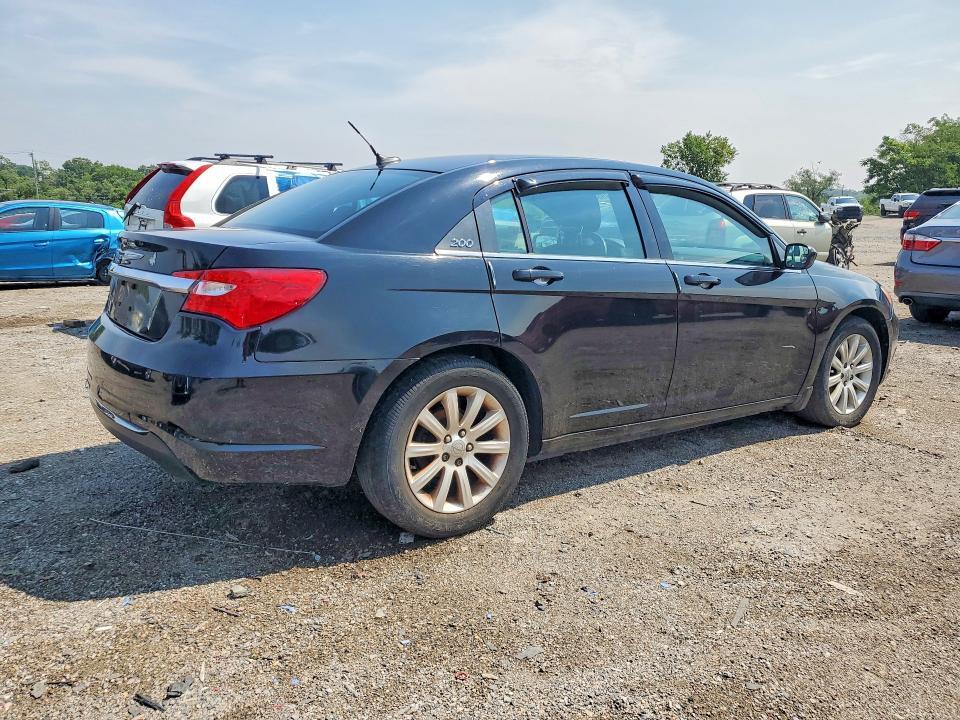2014 CHRYSLER 200 TOURING — Фото 3 из 12