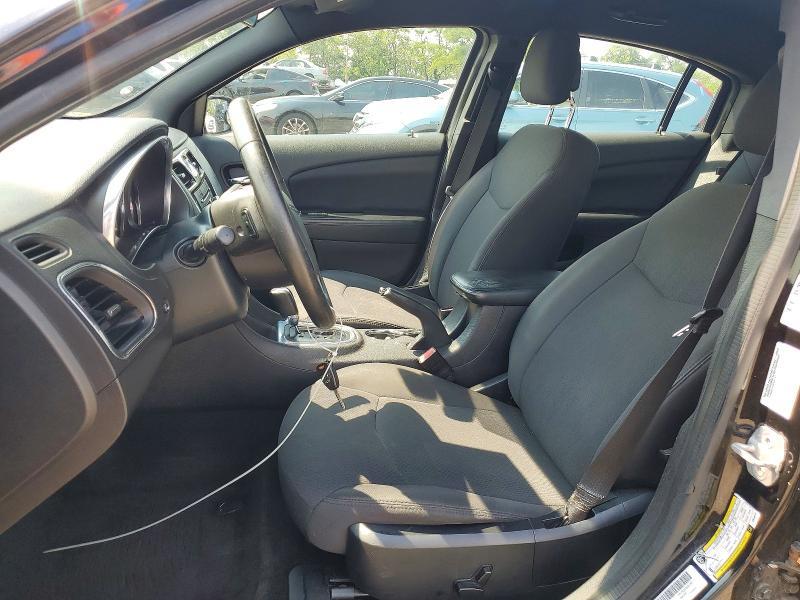 2014 CHRYSLER 200 TOURING — Фото 7 из 12