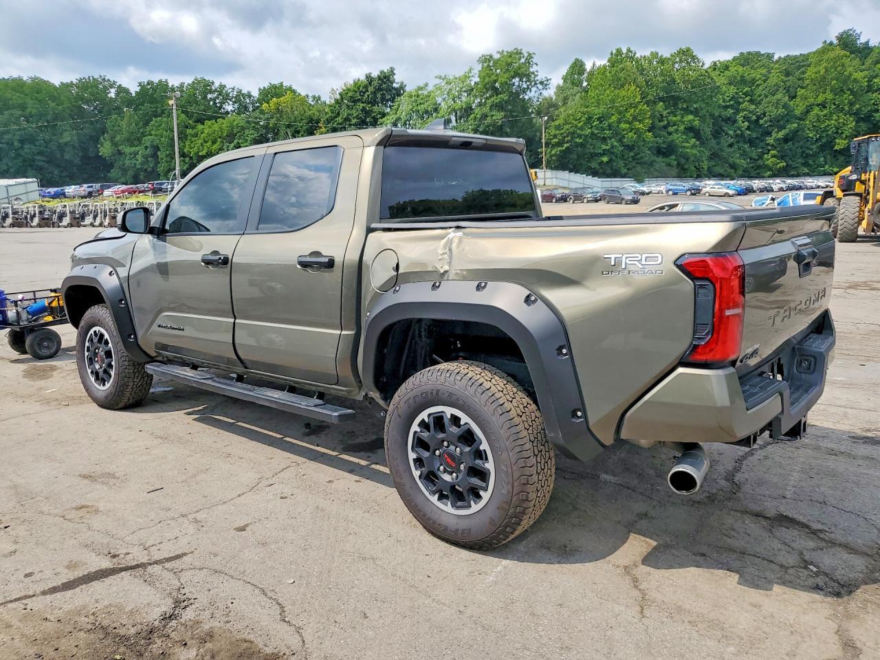 2025 TOYOTA TACOMA TRD OFF-ROAD — Фото 2 из 12