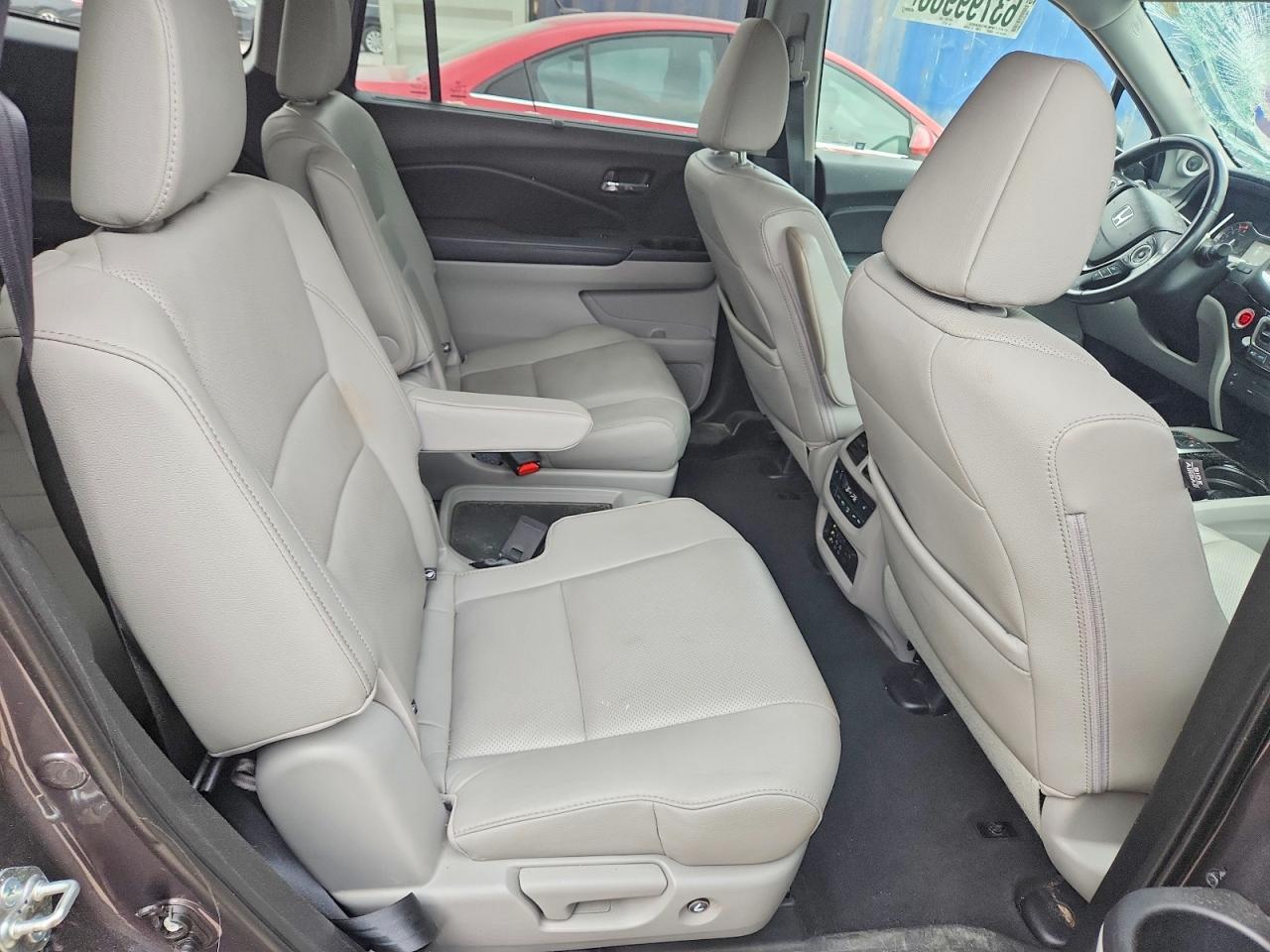 2017 HONDA PILOT ELITE — Фото 10 из 12