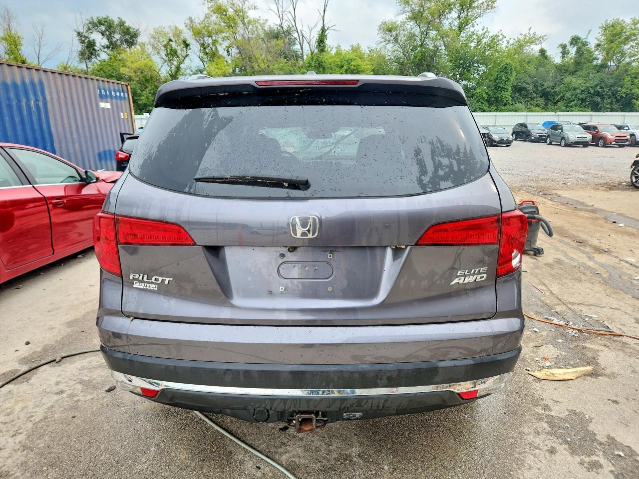 2017 HONDA PILOT ELITE — Фото 6 из 12