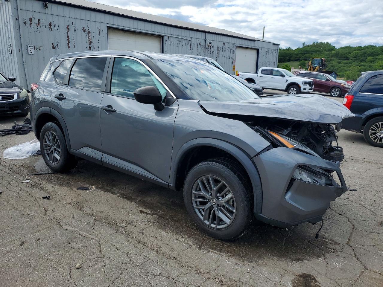 5N1AT3AA6MC740883 2021 NISSAN ROGUE photo no. 4