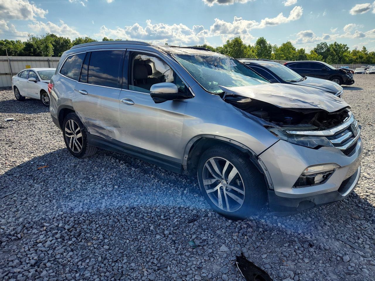 2017 HONDA PILOT TOURING — Фото 4 из 13