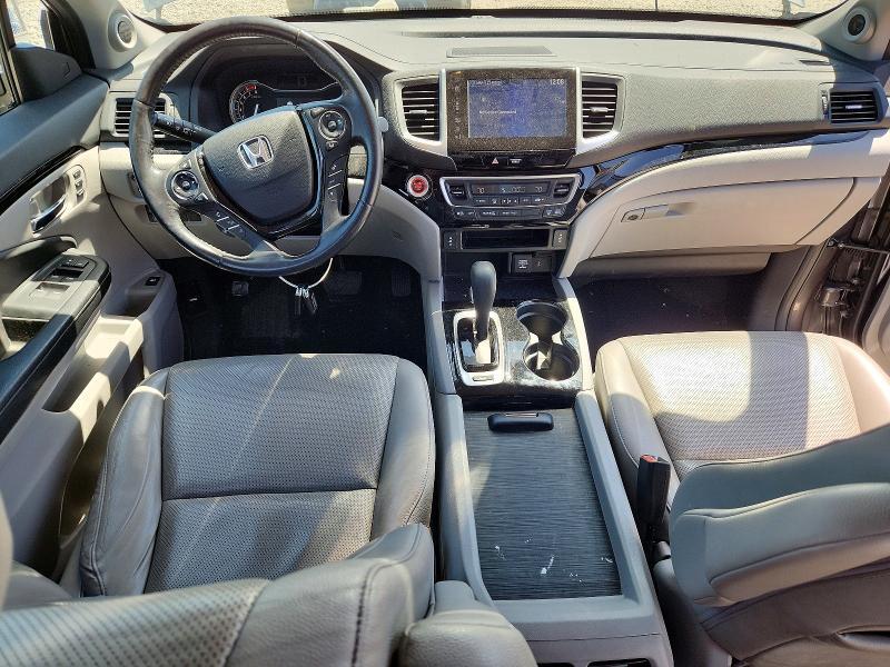 2017 HONDA RIDGELINE RTL — Фото 8 из 14