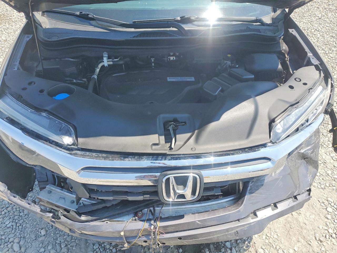 2017 HONDA RIDGELINE RTL — Фото 11 из 13