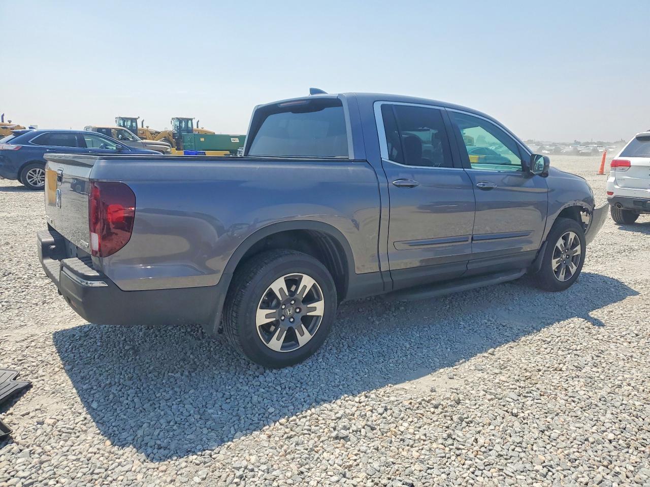 2017 HONDA RIDGELINE RTL — Фото 3 из 13