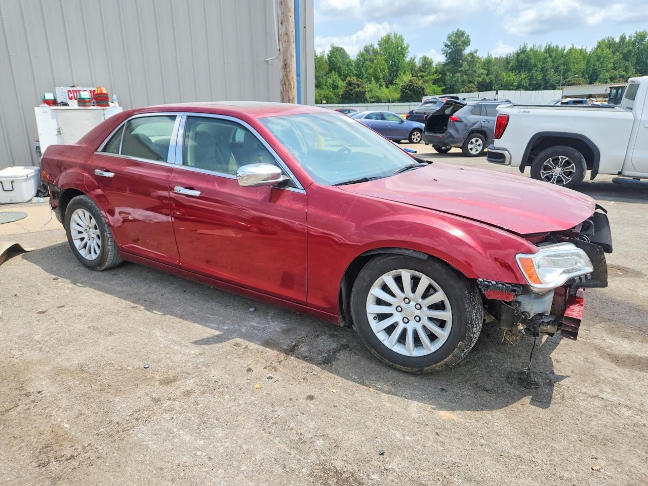 2014 CHRYSLER 300 — Фото 4 из 12