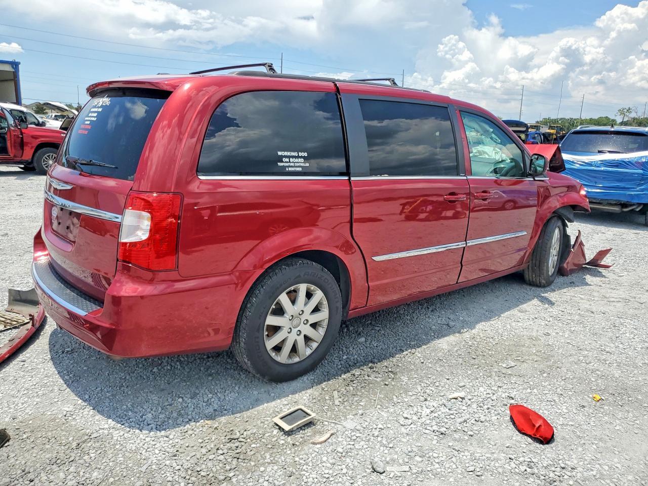 2014 CHRYSLER TOWN & COUNTRY TOURING — Фото 3 из 14
