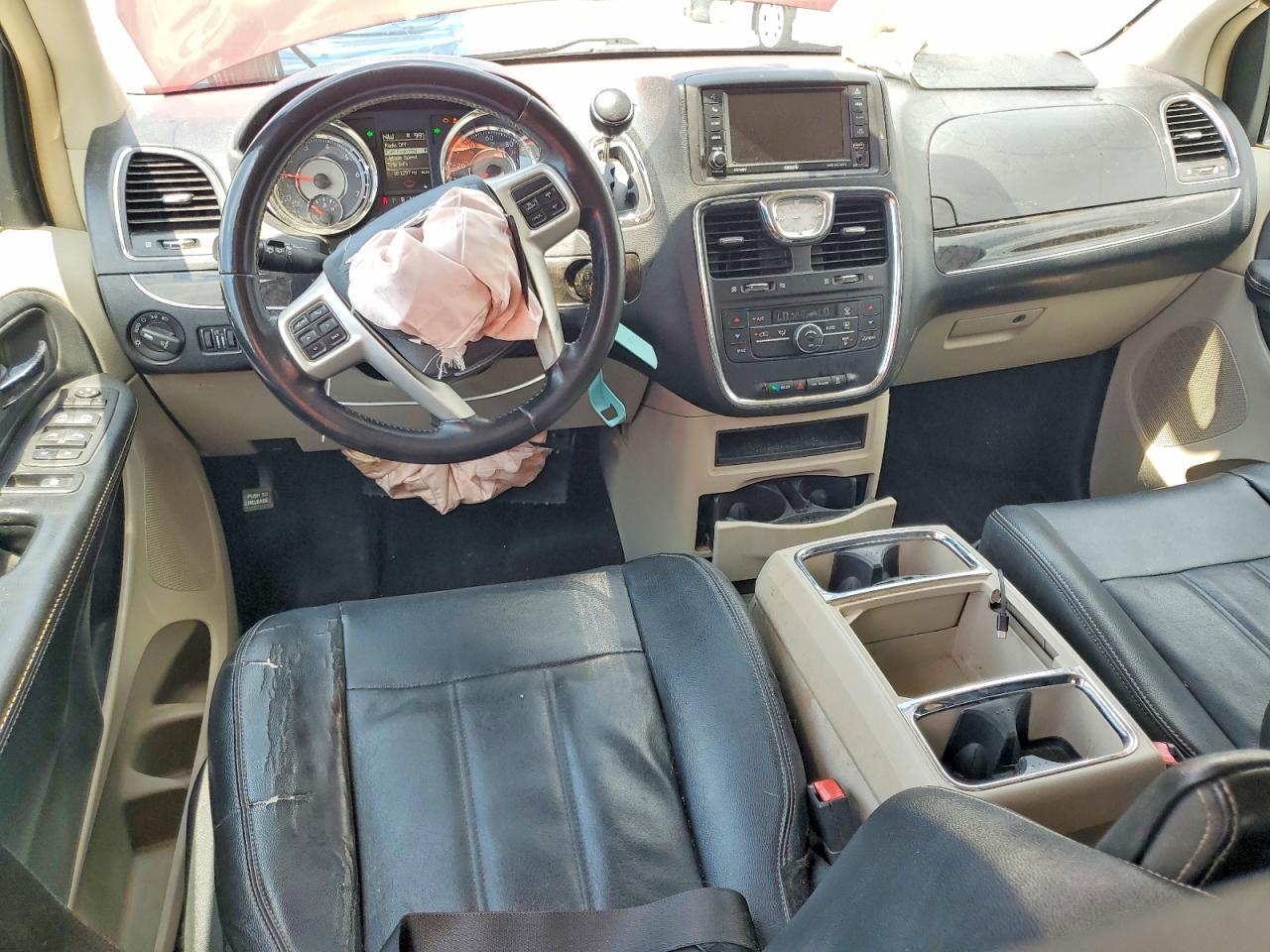 2014 CHRYSLER TOWN & COUNTRY TOURING — Фото 8 из 14
