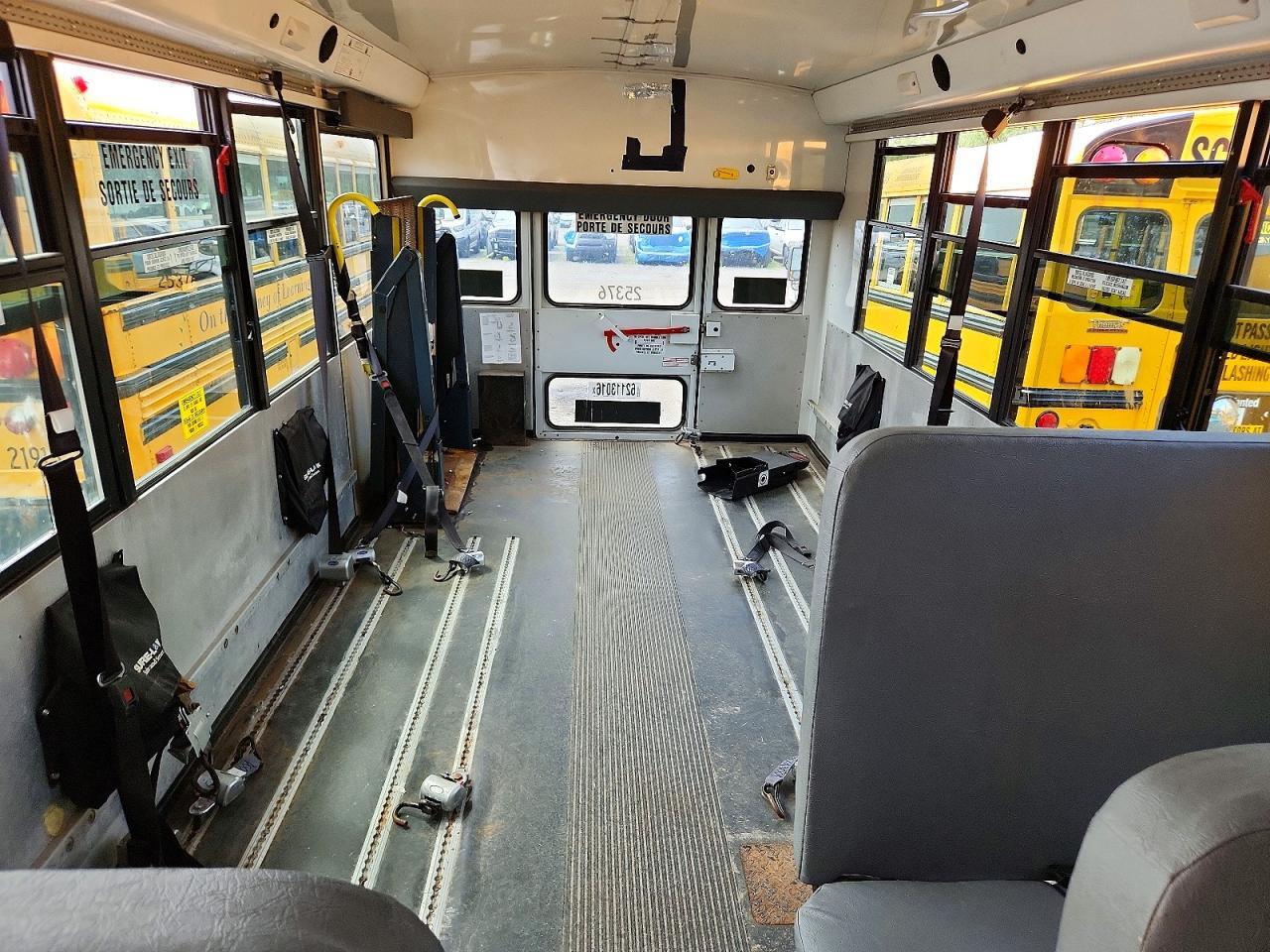 2014 COLLINS BANTAM G4500 - SCHOOL BUS — Фото 6 из 10