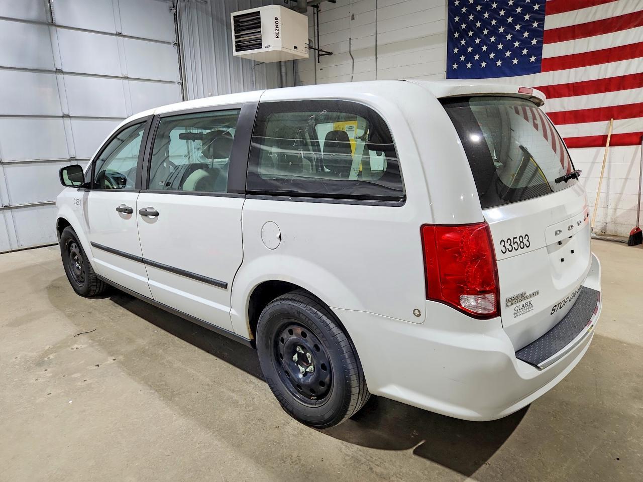 2014 DODGE GRAND CARAVAN SE — Фото 2 из 13