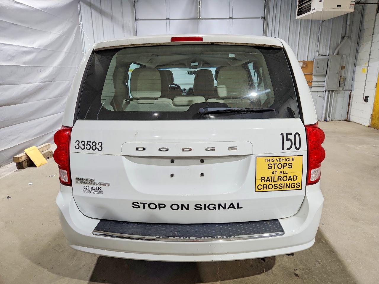 2014 DODGE GRAND CARAVAN SE — Фото 6 из 13