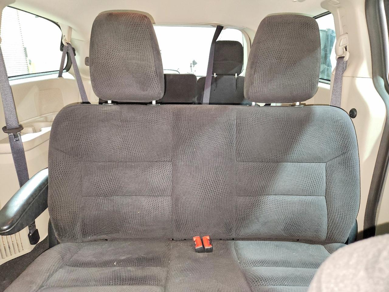 2014 DODGE GRAND CARAVAN SE — Фото 10 из 13
