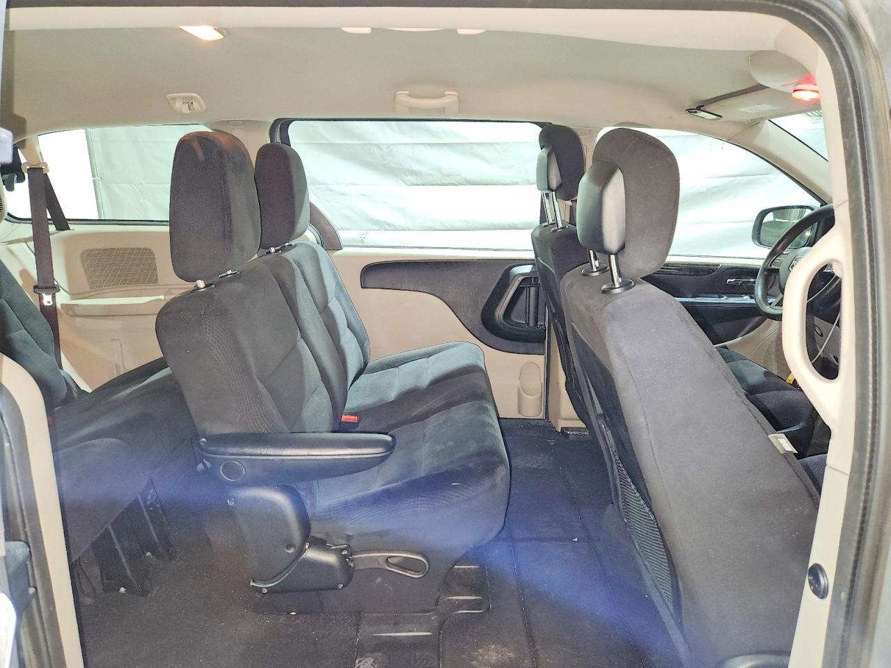 2014 DODGE GRAND CARAVAN SE — Фото 11 из 13