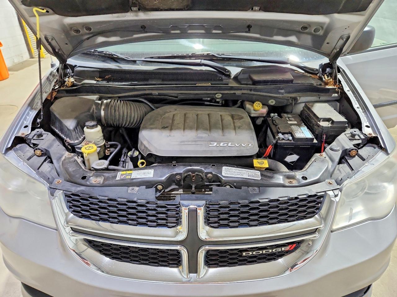 2014 DODGE GRAND CARAVAN SE — Фото 12 из 13