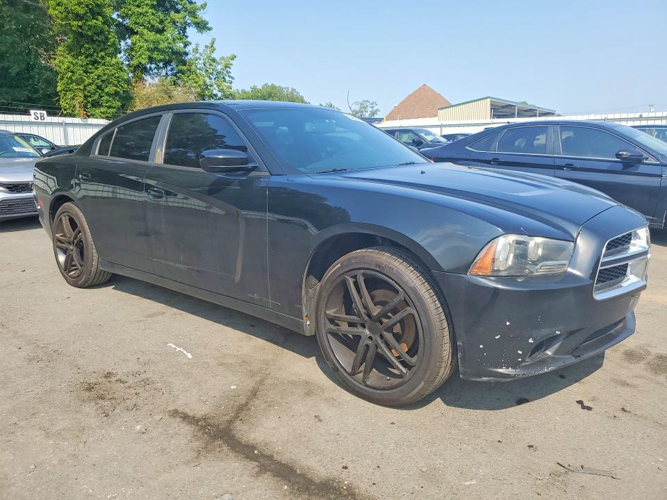 2014 DODGE CHARGER SXT — Фото 4 из 12