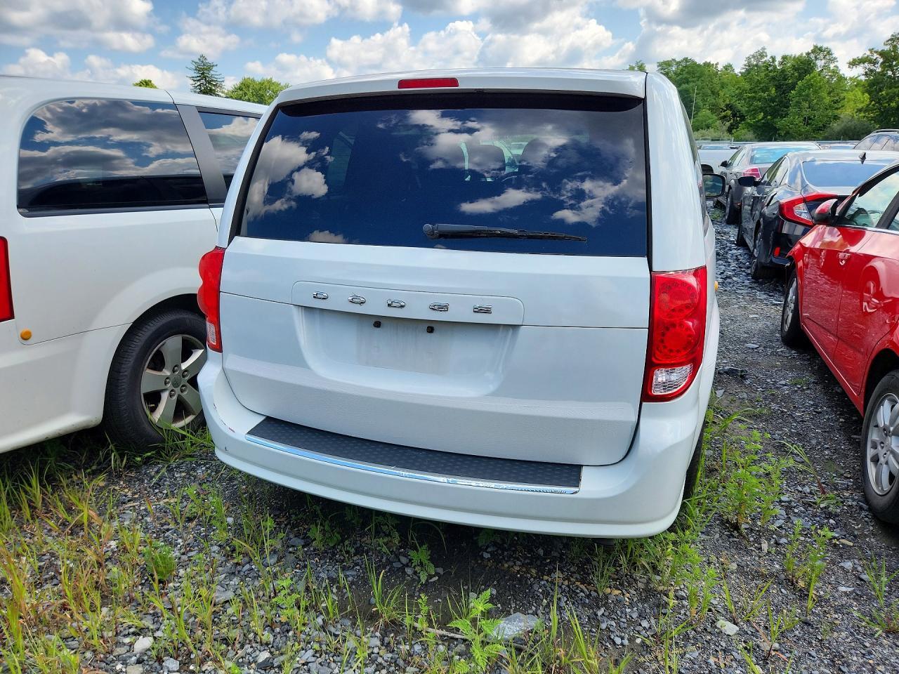2014 DODGE CARAVAN — Фото 6 из 13