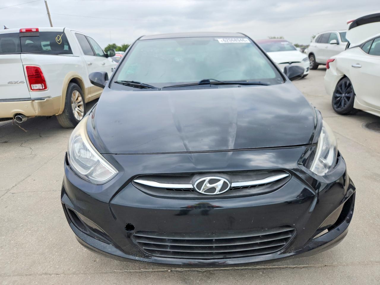 2017 HYUNDAI ACCENT SE — Фото 5 из 12