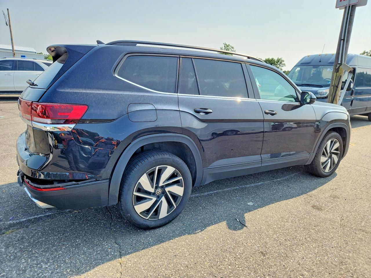 2025 VOLKSWAGEN ATLAS SE — Фото 3 из 13