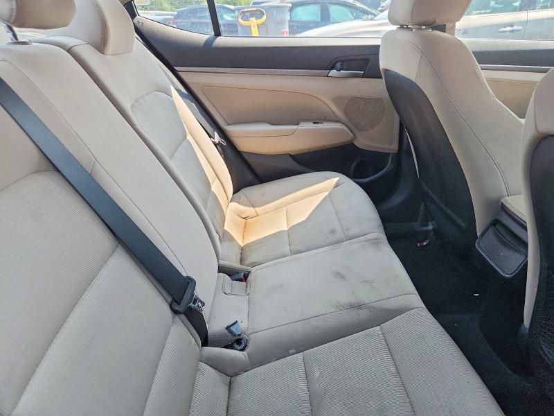 2017 HYUNDAI ELANTRA VALUE EDITION — Фото 10 из 12