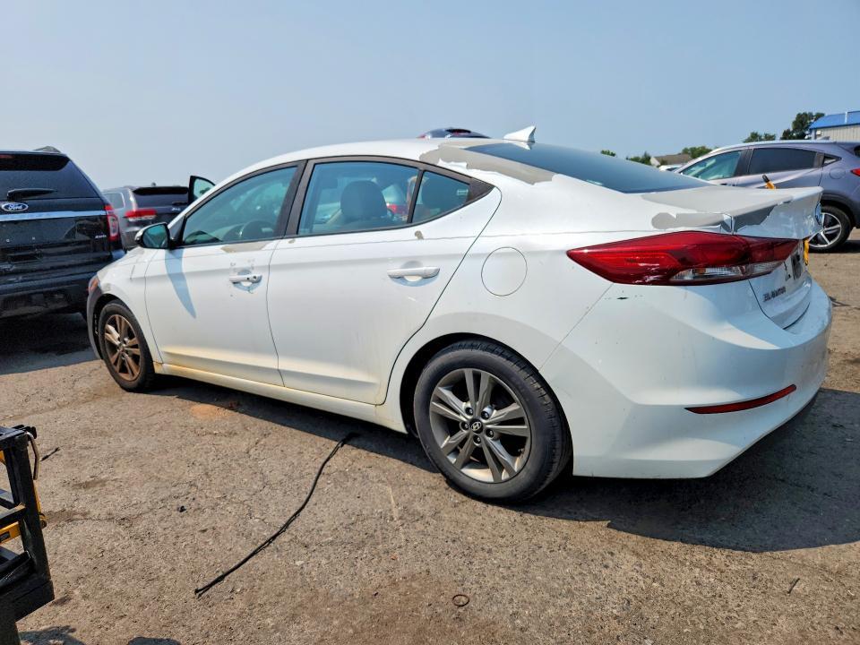 2017 HYUNDAI ELANTRA VALUE EDITION — Фото 2 из 12