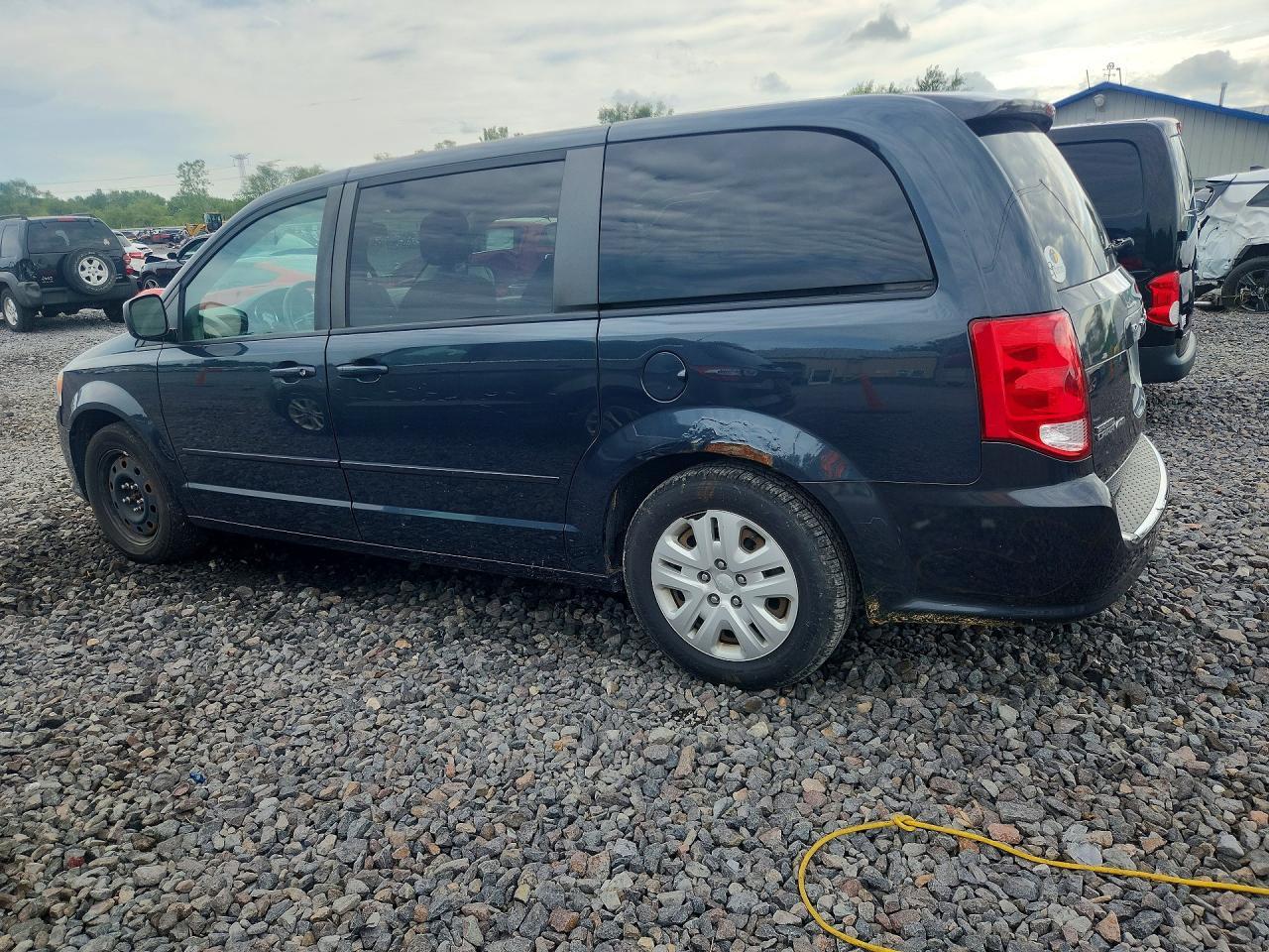2014 DODGE GRAND CARAVAN SE — Фото 2 из 13