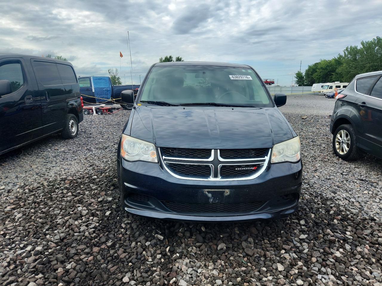 2014 DODGE GRAND CARAVAN SE — Фото 5 из 13