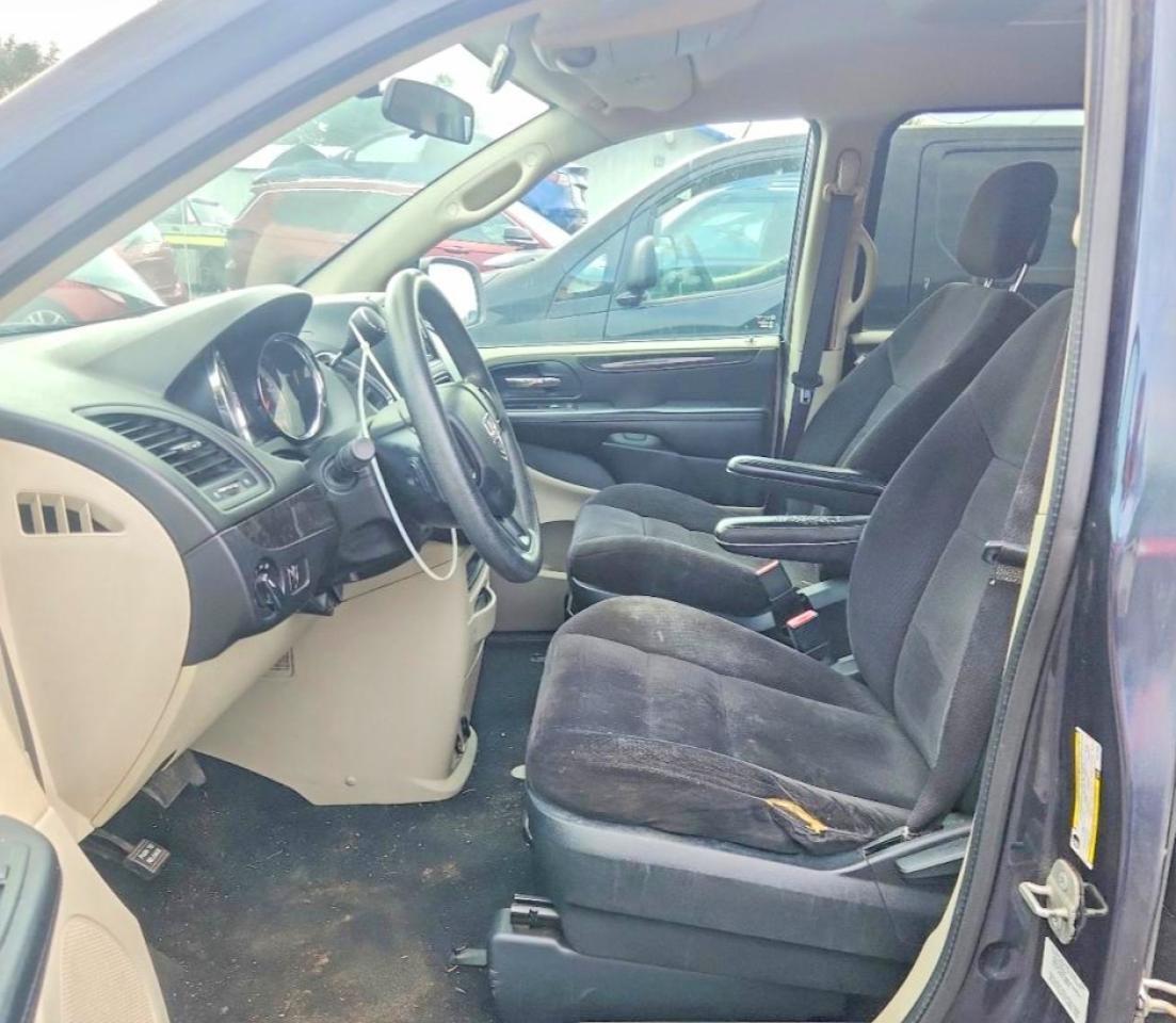 2014 DODGE GRAND CARAVAN SE — Фото 7 из 13