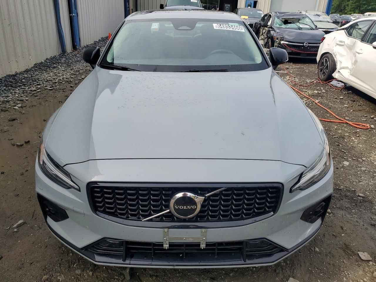 7JRL12FJ0SG362685 2025 VOLVO S60 photo no. 5