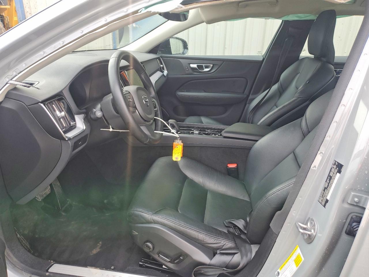 7JRL12FJ0SG362685 2025 VOLVO S60 photo no. 7