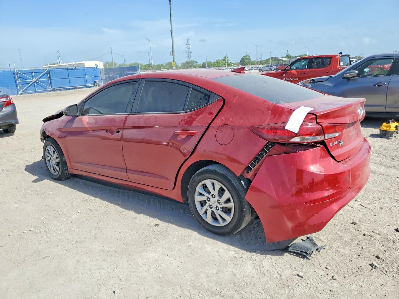 KMHD74LF8HU364977 2017 HYUNDAI ELANTRA photo no. 2