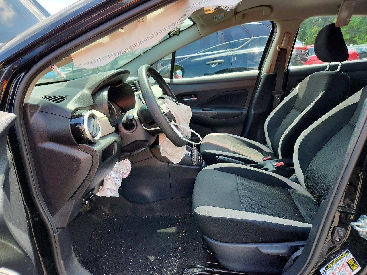 2021 NISSAN VERSA SV — Фото 7 из 13