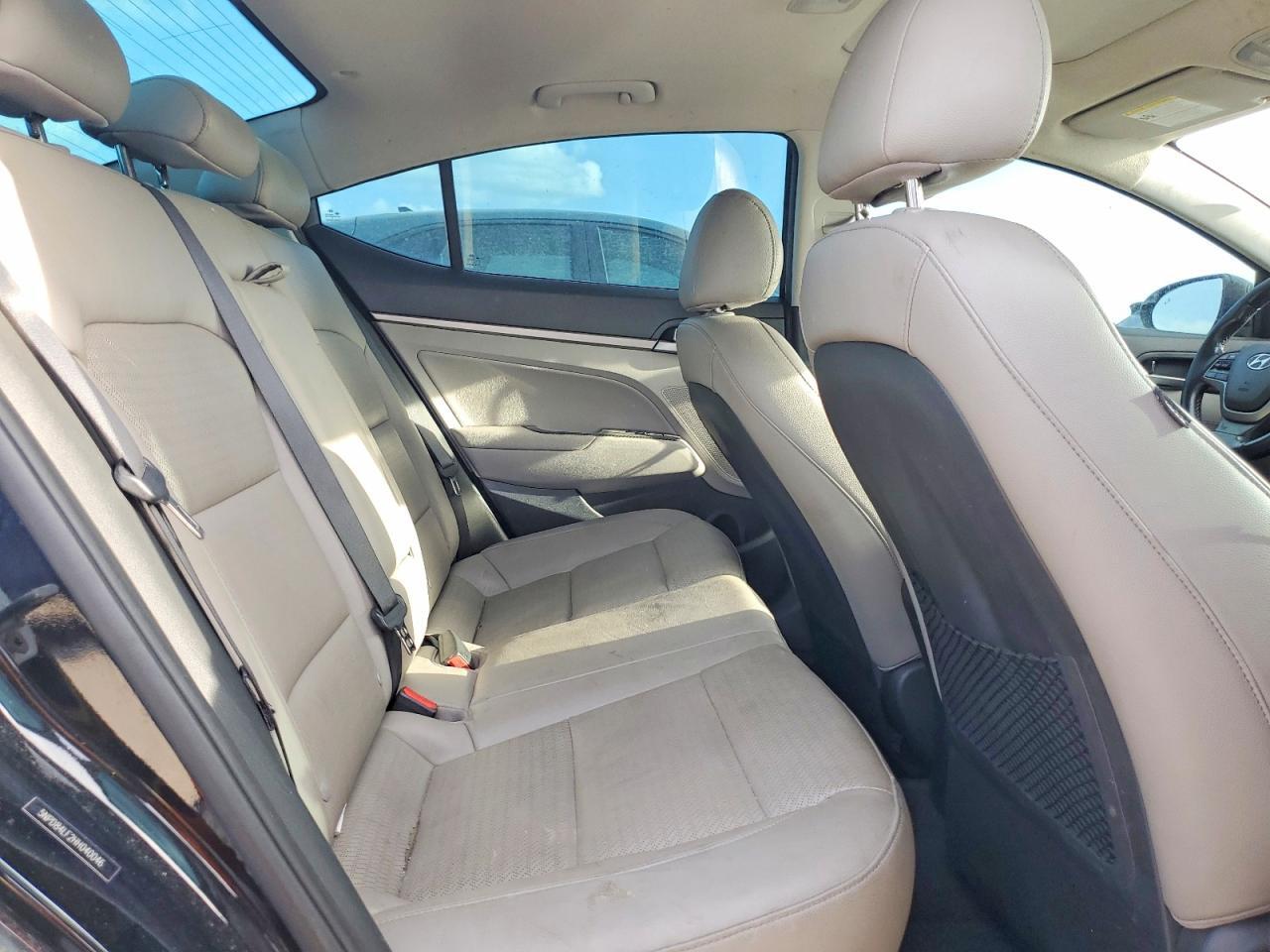 2017 HYUNDAI ELANTRA LIMITED — Фото 10 из 12