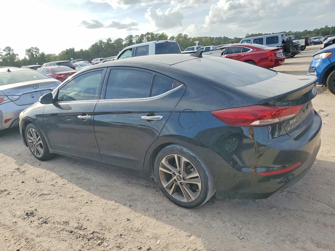 2017 HYUNDAI ELANTRA LIMITED — Фото 2 из 12