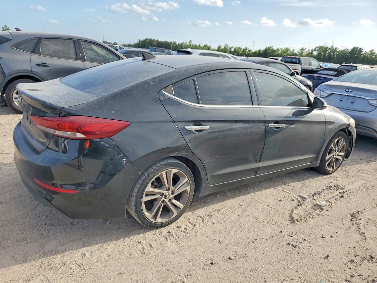 2017 HYUNDAI ELANTRA LIMITED — Фото 3 из 12