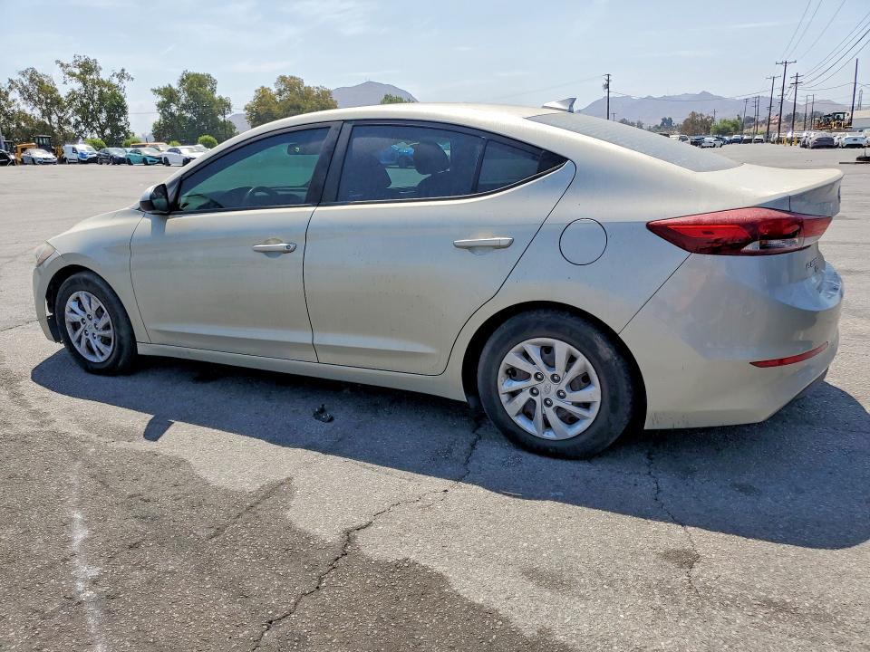 2017 HYUNDAI ELANTRA SE — Фото 2 из 13