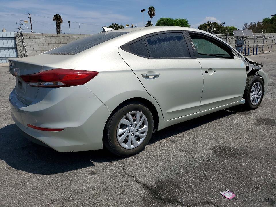 2017 HYUNDAI ELANTRA SE — Фото 3 из 13