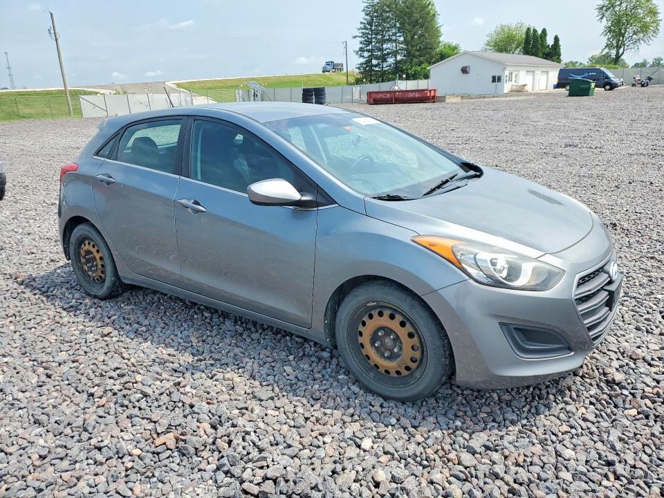 2017 HYUNDAI ELANTRA GT BASE — Фото 4 из 12