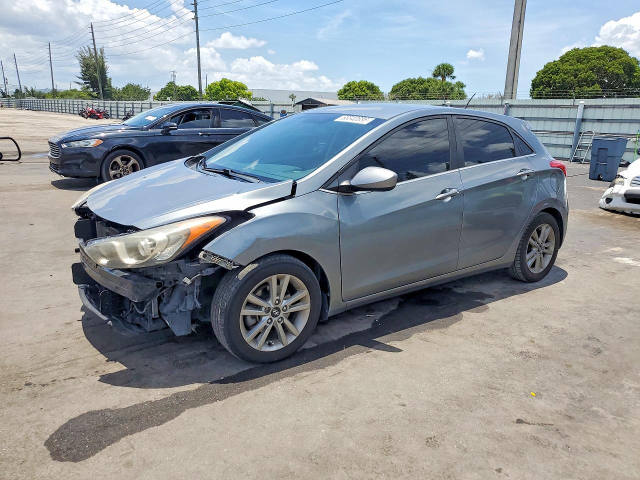 2017 HYUNDAI ELANTRA GT BASE
