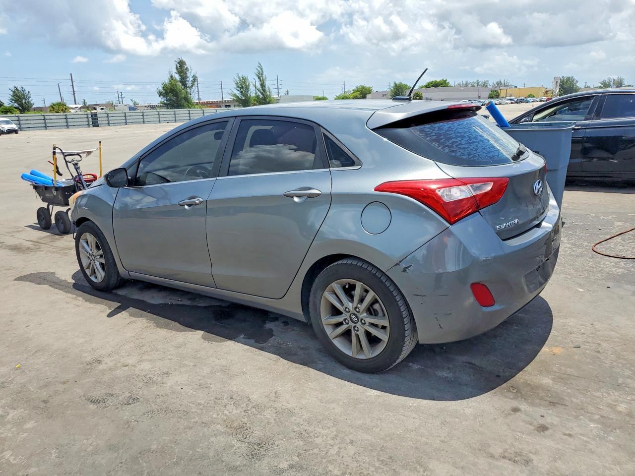 2017 HYUNDAI ELANTRA GT BASE — Фото 2 из 12