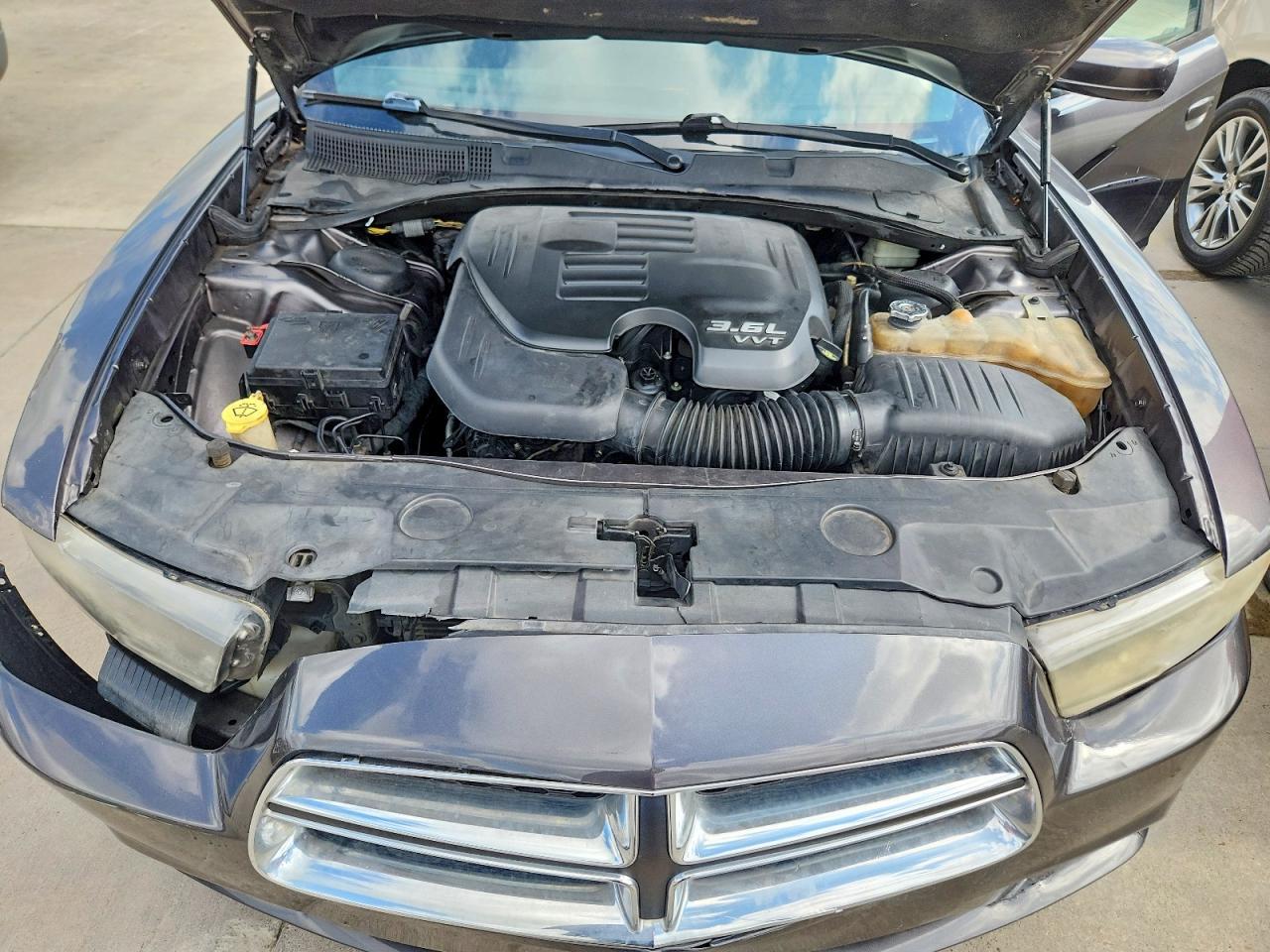 2014 DODGE CHARGER SE — Фото 11 из 12